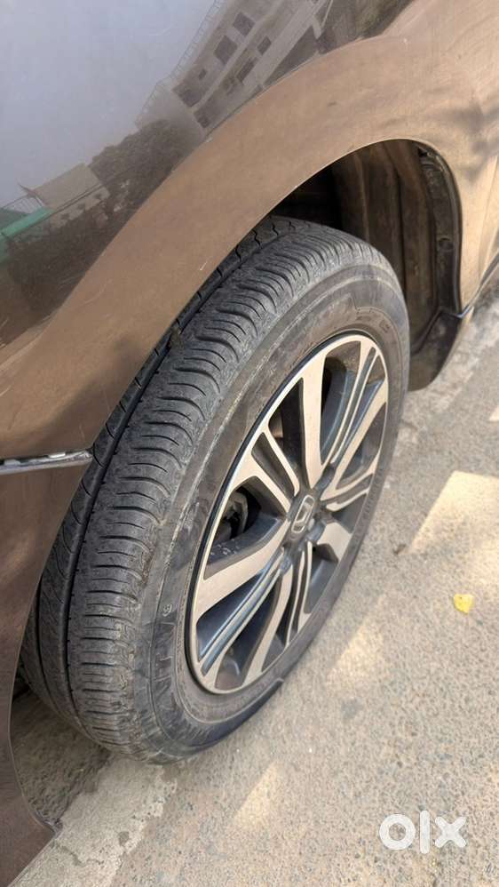 Honda Amaze Petrol Automatic 2022 Model