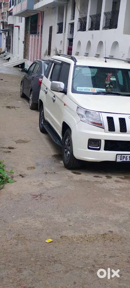 Mahindra Tuv 300 2018