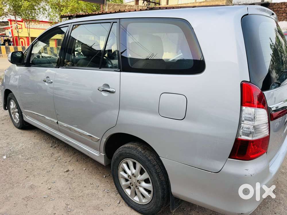 Toyota Innova 2.5 V 7 Str, 2014, Diesel