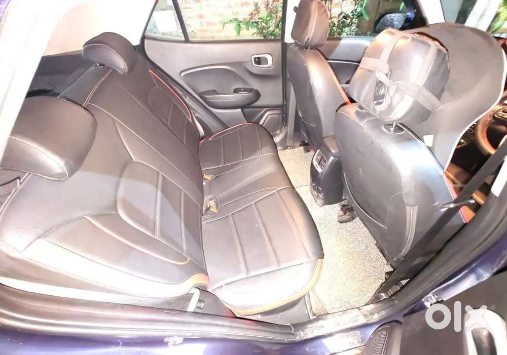 Hyundai Venue 2022 Petrol Well Maintained