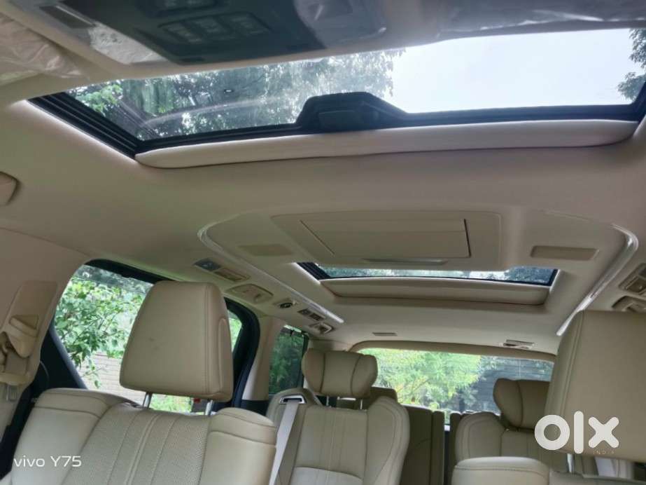 Toyota Vellfire 2.5 Executive Lounge, 2021, Cng & Hybrids