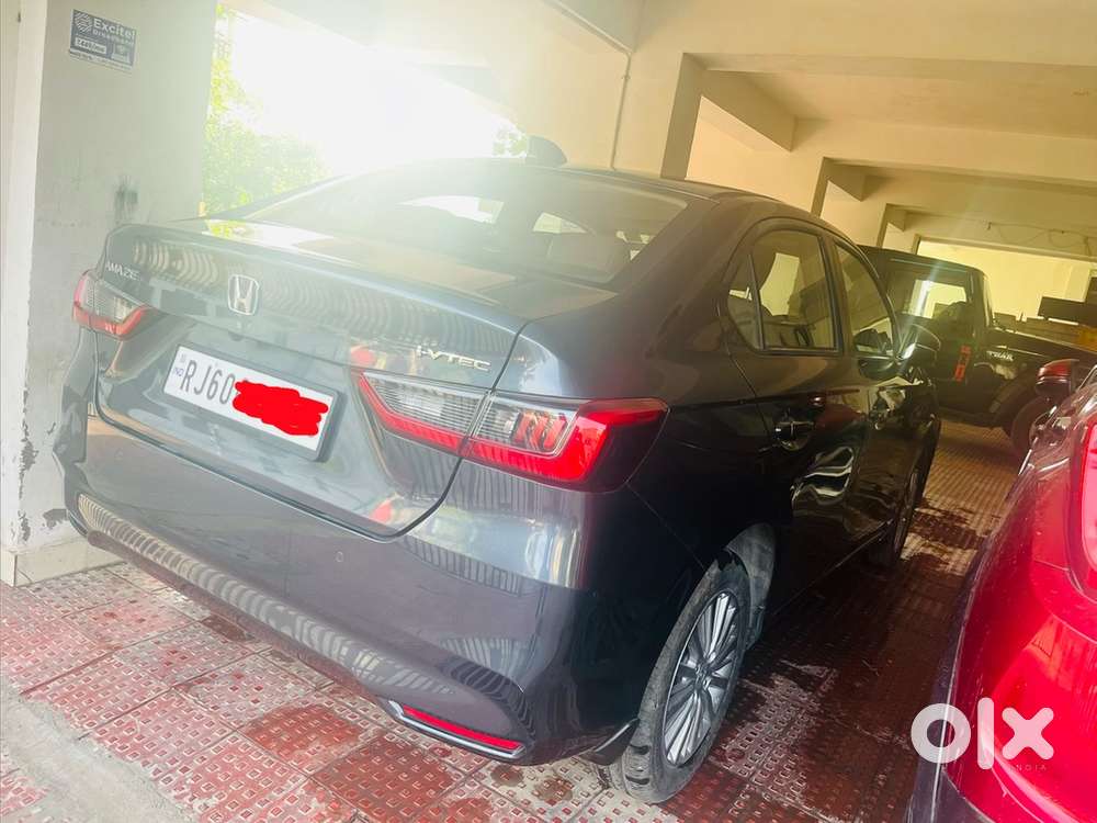 Honda Amaze 3 Gen Vx Petrol Dec 2024 5 Years Warranty 7200km Only