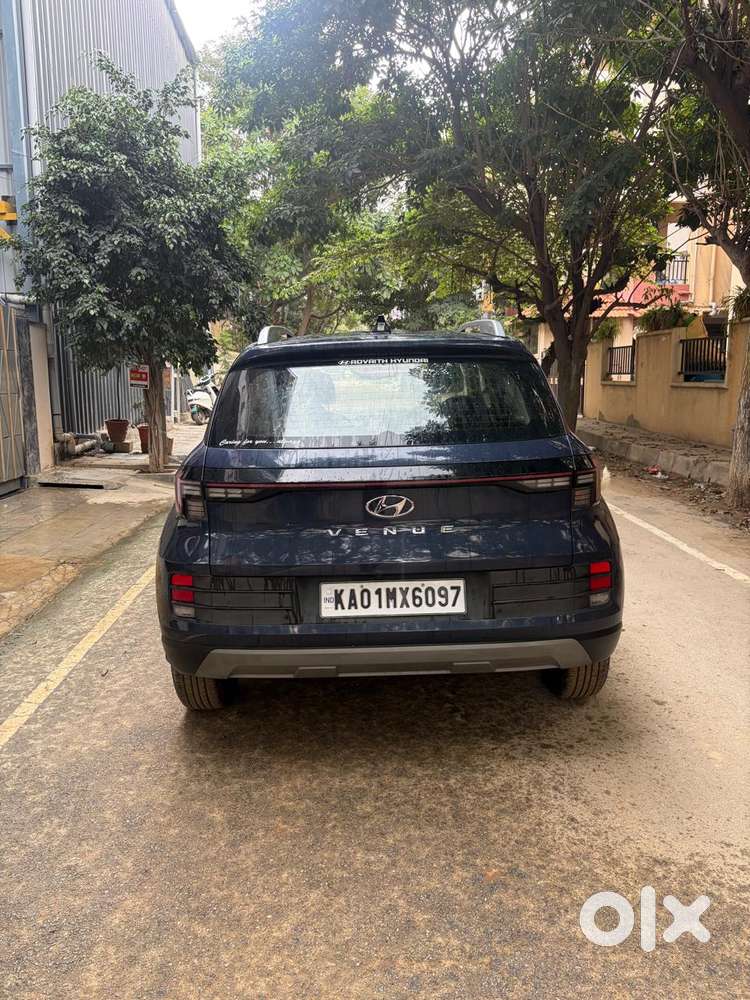 Hyundai Venue 1.2 S (o), 2022, Petrol