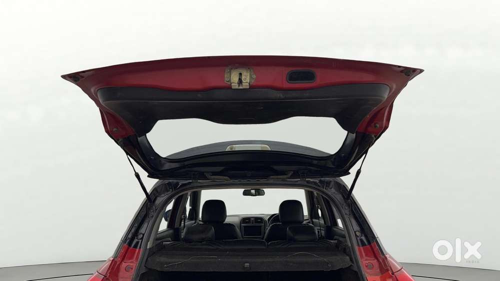 Maruti Suzuki Vitara Brezza 1.5 Zxi Plus Dual Tone, 2020, Petrol