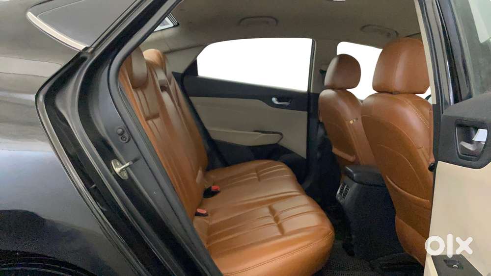 Hyundai Verna 1.6 Vtvt Sx, 2017, Petrol