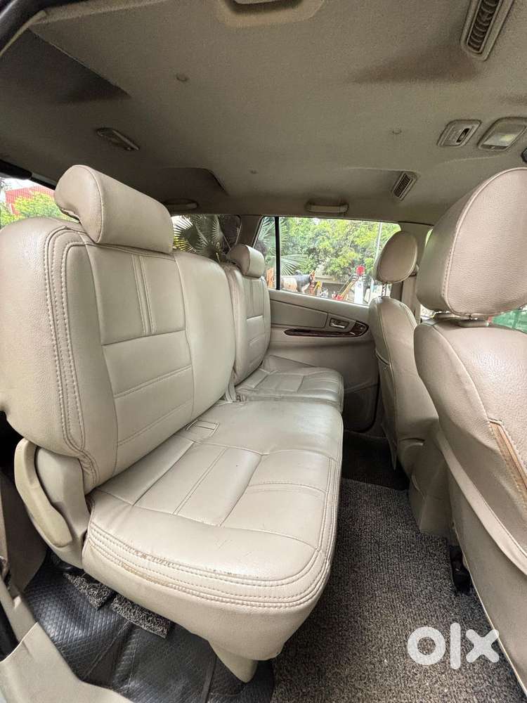 Toyota Innova 2.5 V 7 Str, 2014, Diesel