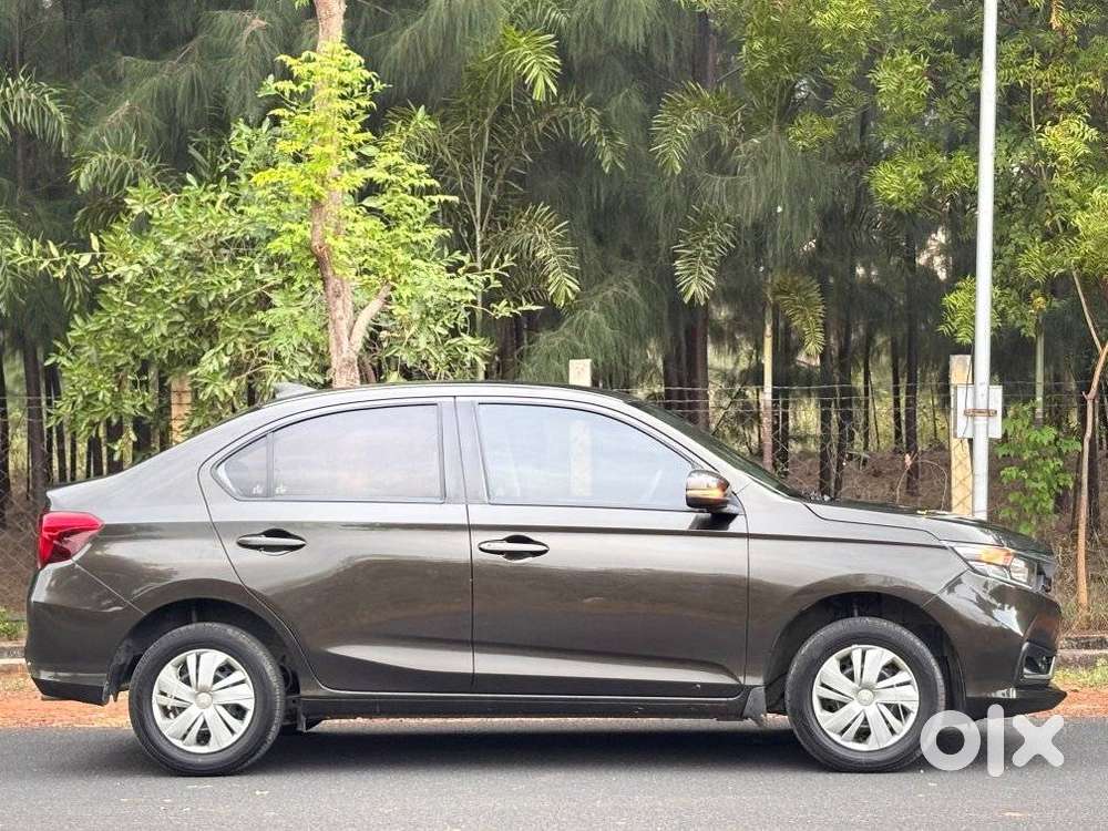 Honda Amaze, 2022, Petrol
