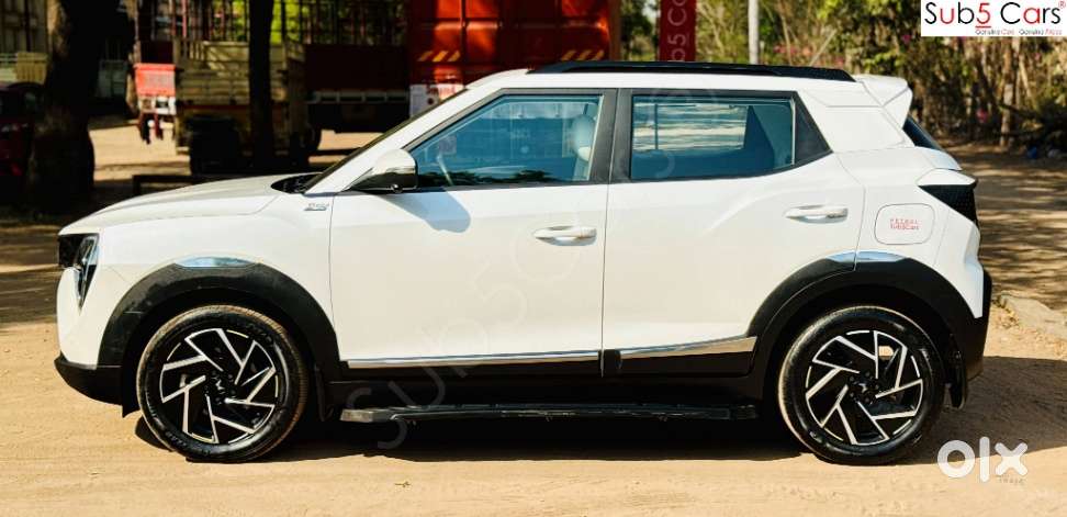 Mahindra Xuv 3xo Ax7l 1.2 Petrol At (pg), 2024, Petrol