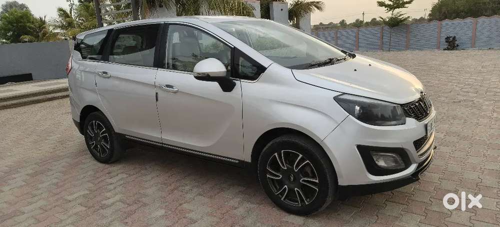 Mahindra Marazzo Diesel 2019