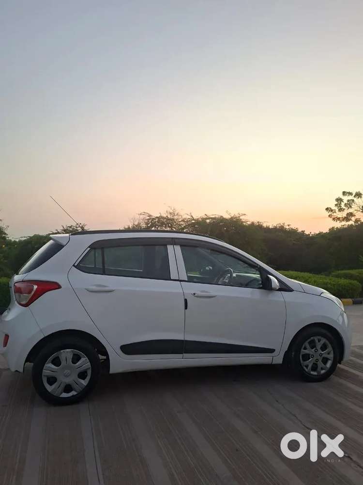 Hyundai Grand I10 Sportz 1.2 Kappa Vtvt, 2016, Petrol