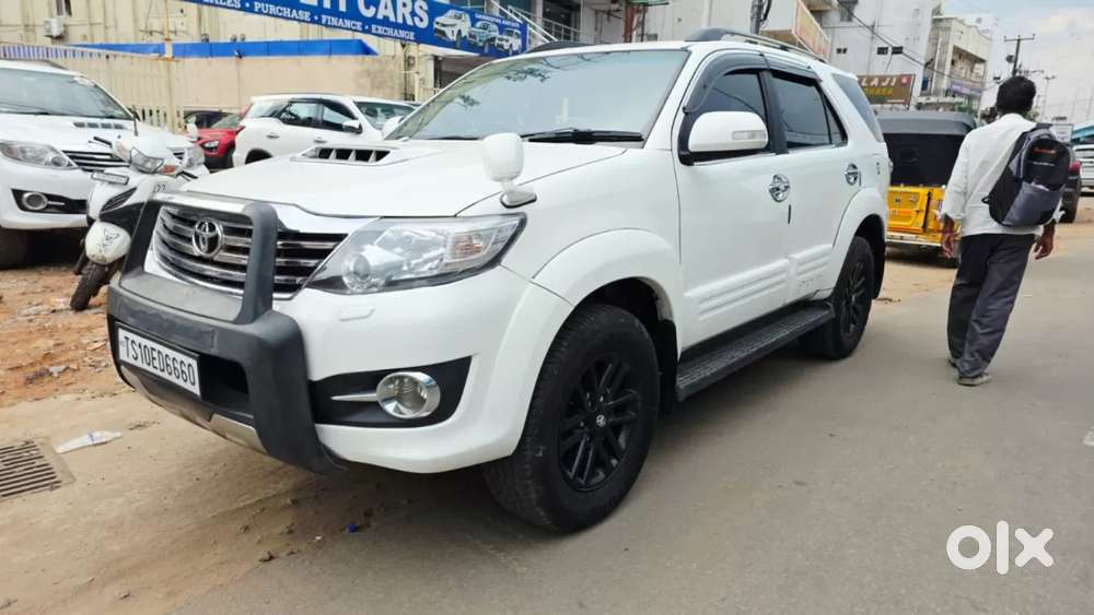 Toyota Fortuner 3.0 4x4 Manual, 2015, Diesel