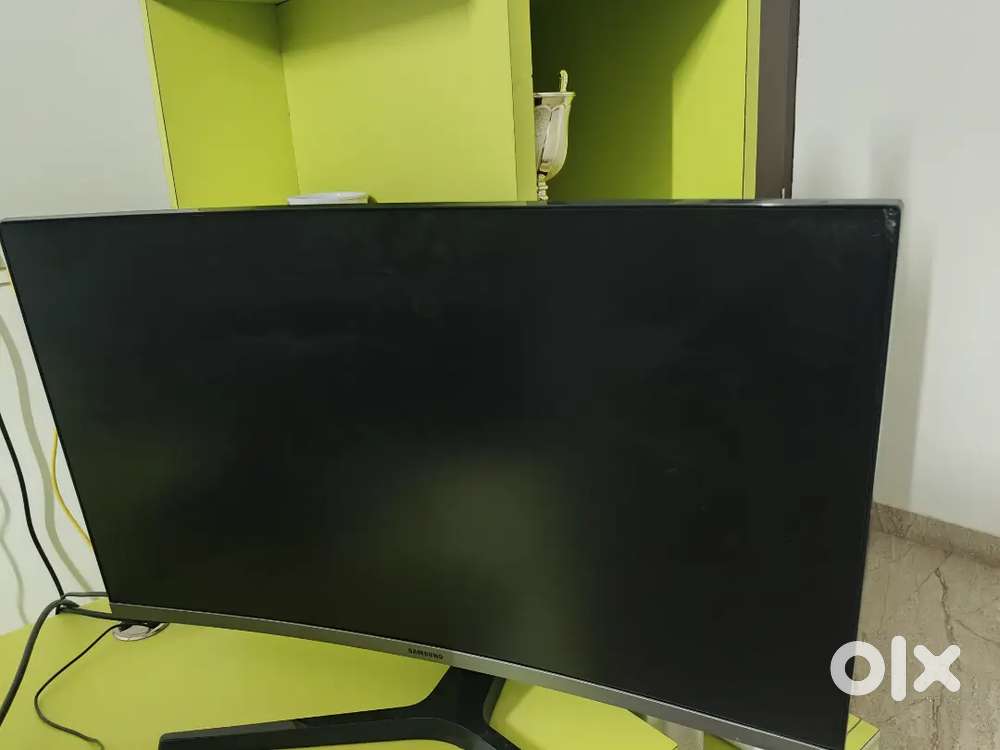 Samsung curved monitor 24 inch