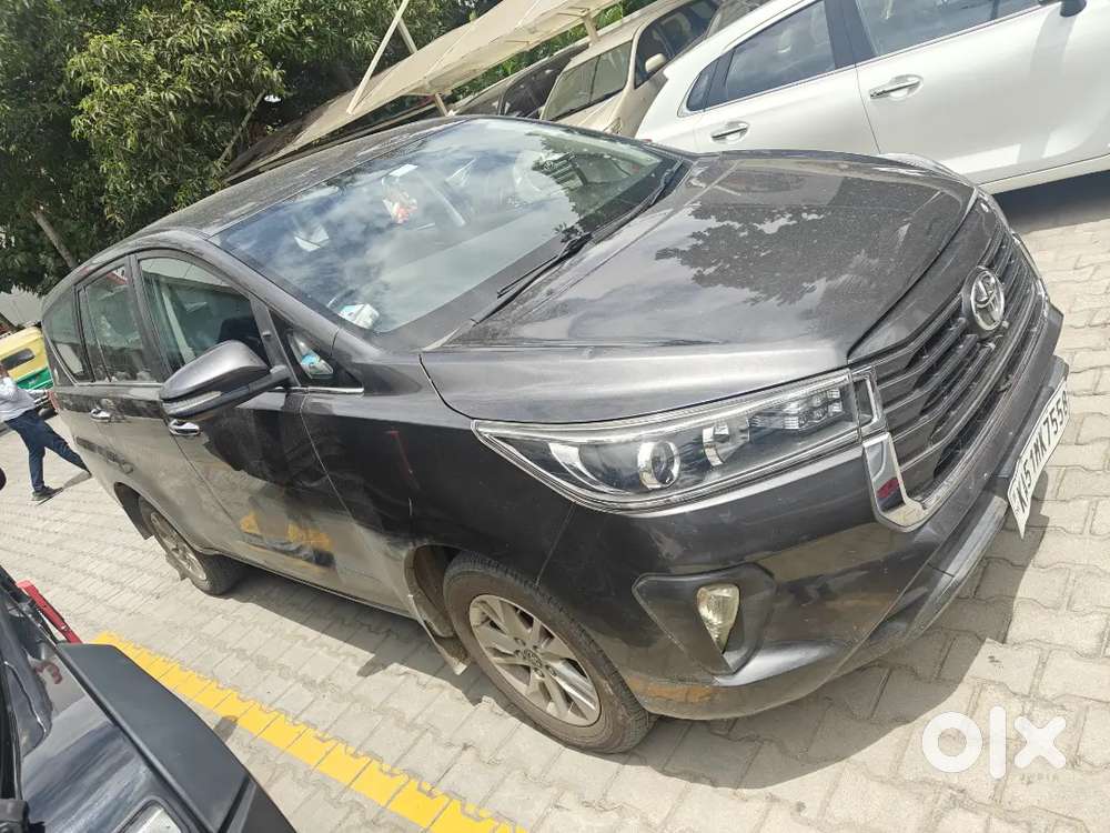 Toyota Innova Crysta 2017 Diesel 170000 Km Driven