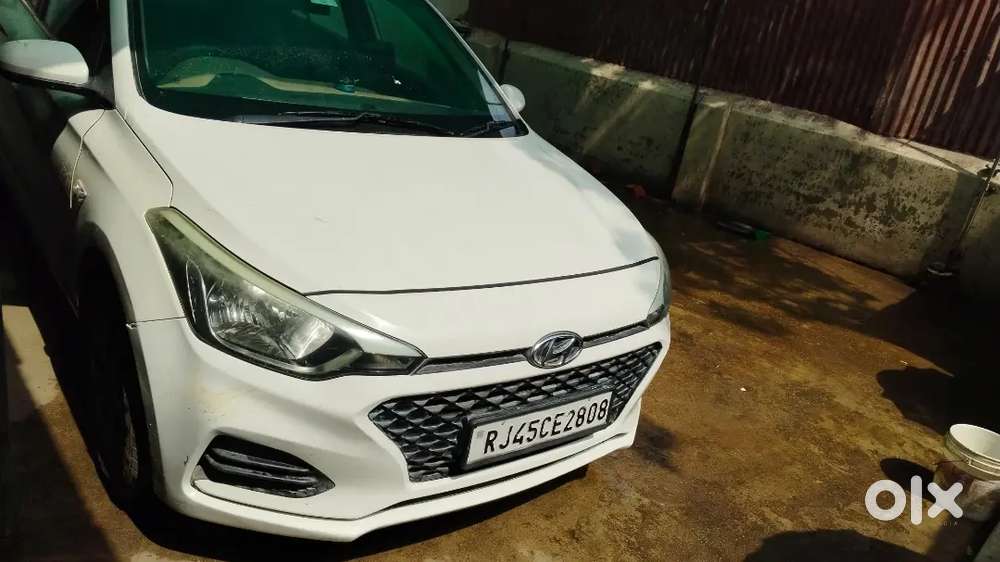 Hyundai  I20 2018 Petrol 52000 Km Driven September 2018 Ka
