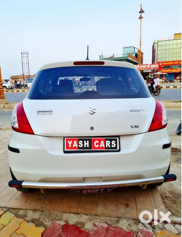 Maruti Suzuki Swift Lxi, 2015, Petrol