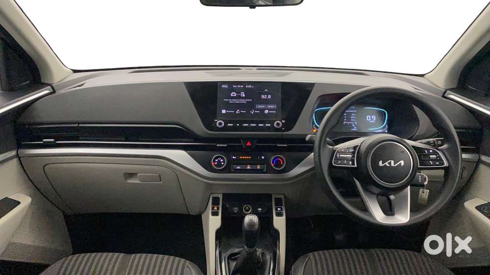 Kia Carens 1.4 Prestige 7 Str, 2024, Petrol