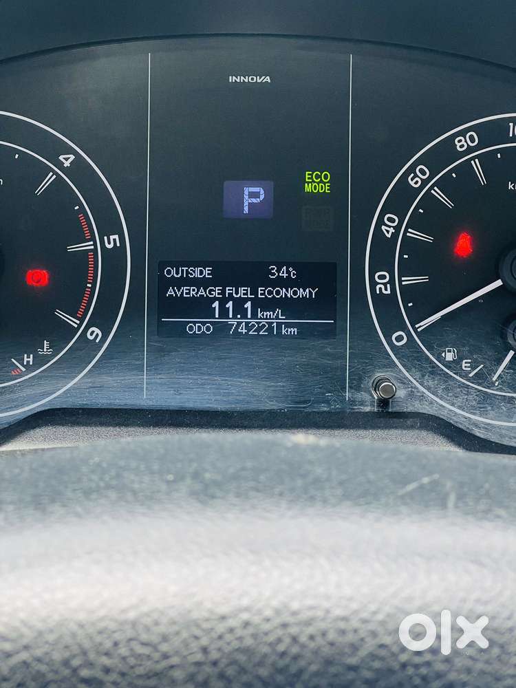 Toyota Innova Crysta [2020-ongoing] 2.4 Gx At 8 Str, 2022, Diesel