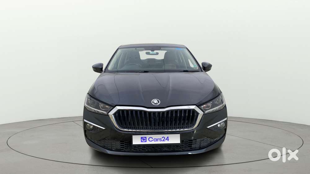 Skoda Slavia 1.0 Tsi Style At, 2023, Petrol
