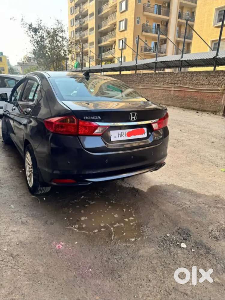 New Condition New Tyre Alloy Wheel New Sheet Cover Back Cemra  Led