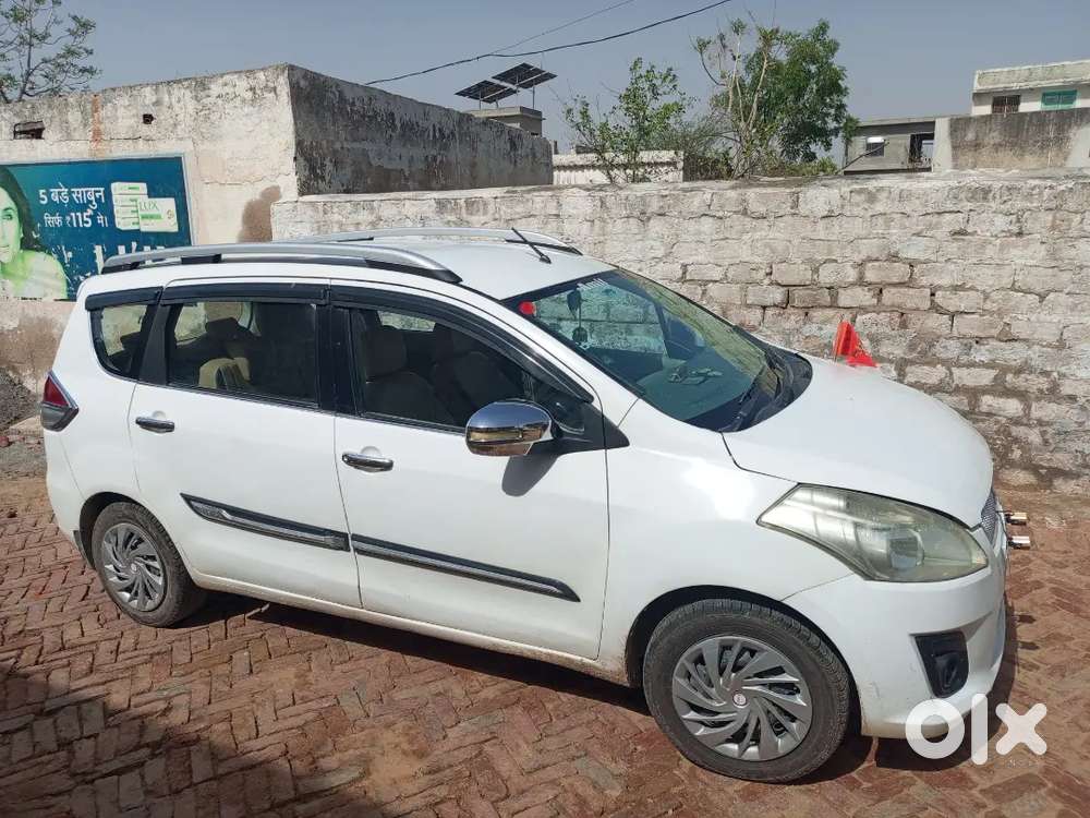Maruti Suzuki Ertiga 2012