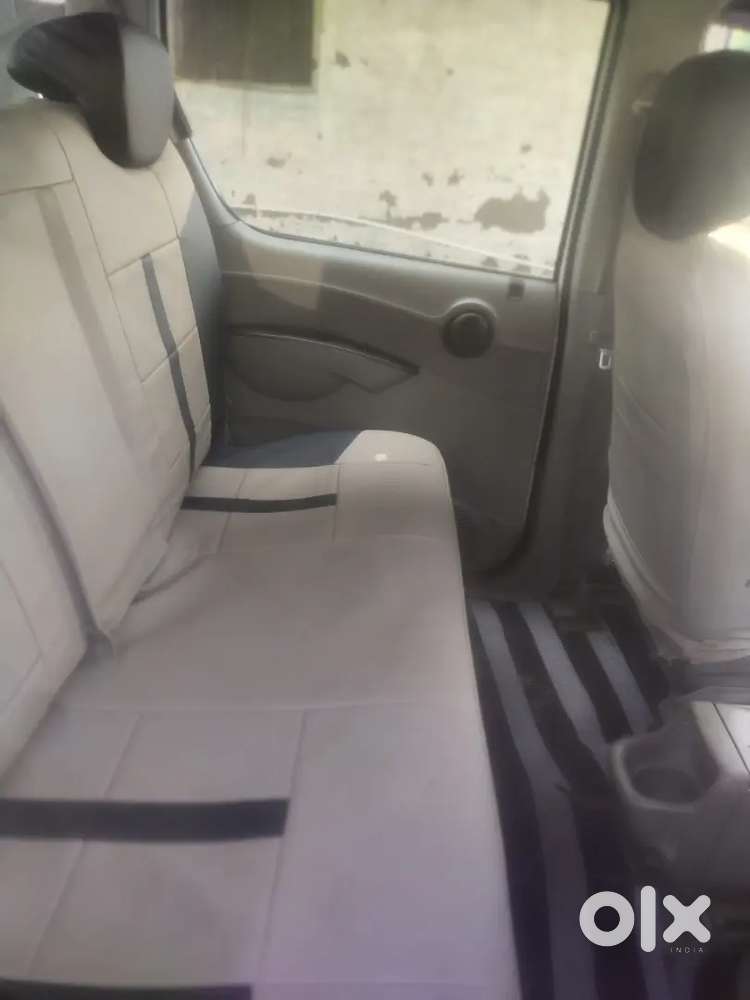 Mahindra Quanto 1.5 C4 2018
