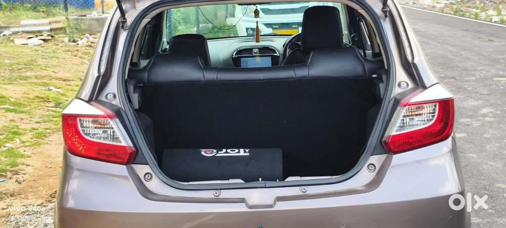 Tata Tiago Xz Opt, 2017, Petrol