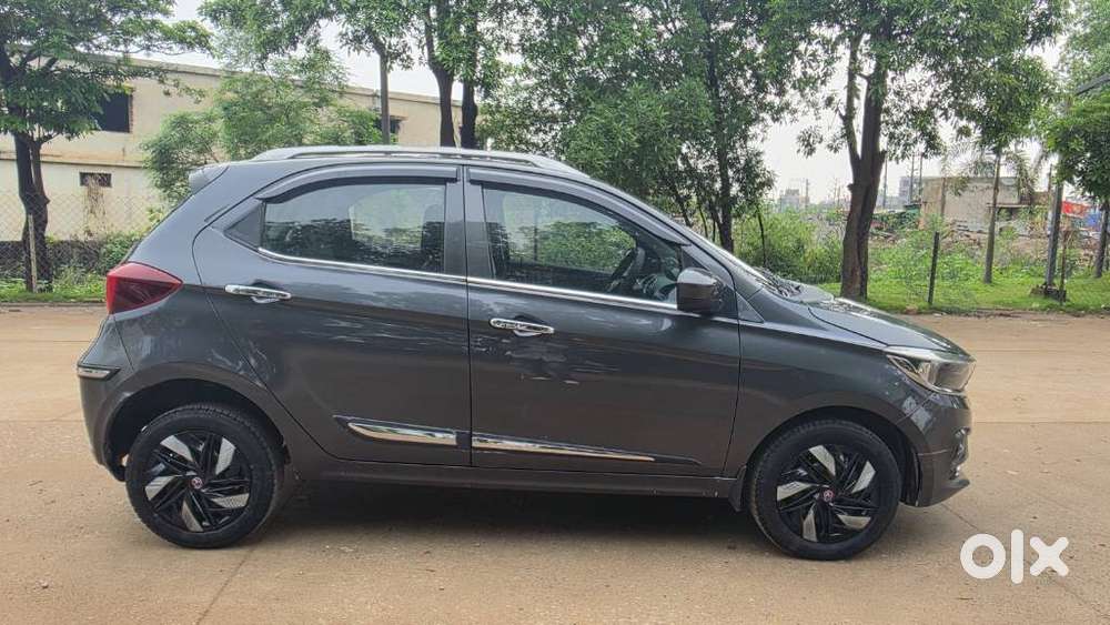 Tata Tiago 1.2 Revotron Xt (o), 2020, Petrol