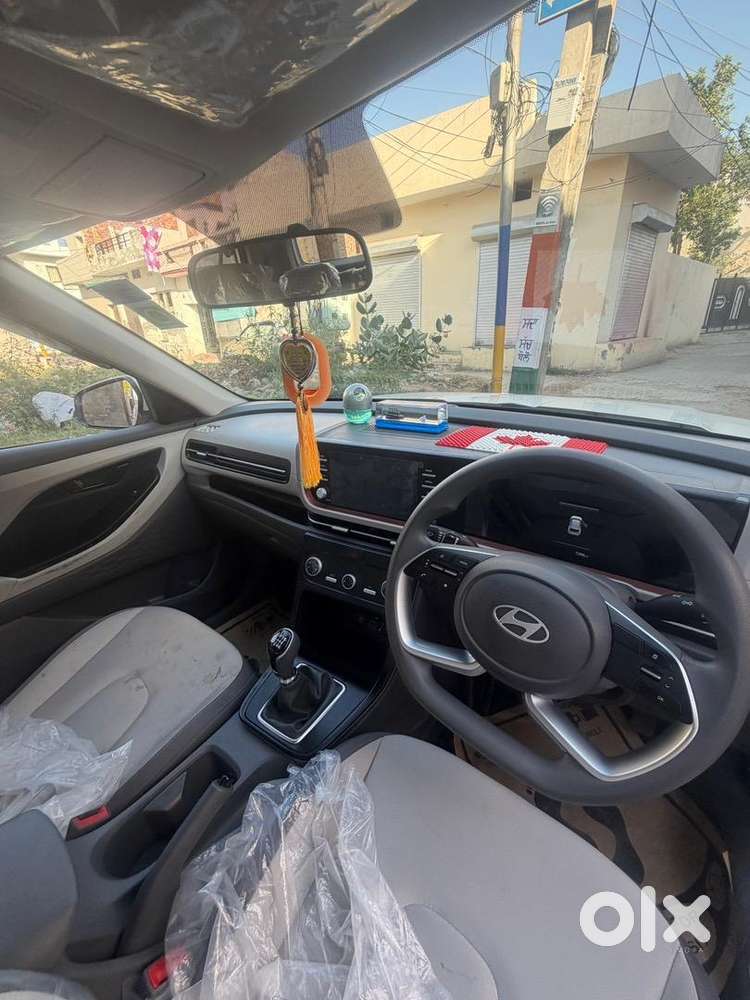 Crera Petrol 2025 Brand New Car Only 7400 Km Driven