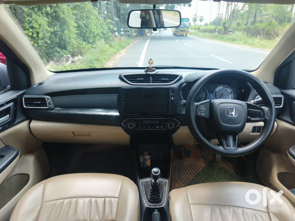 Honda Amaze 2018 Petrol Well Maintained.