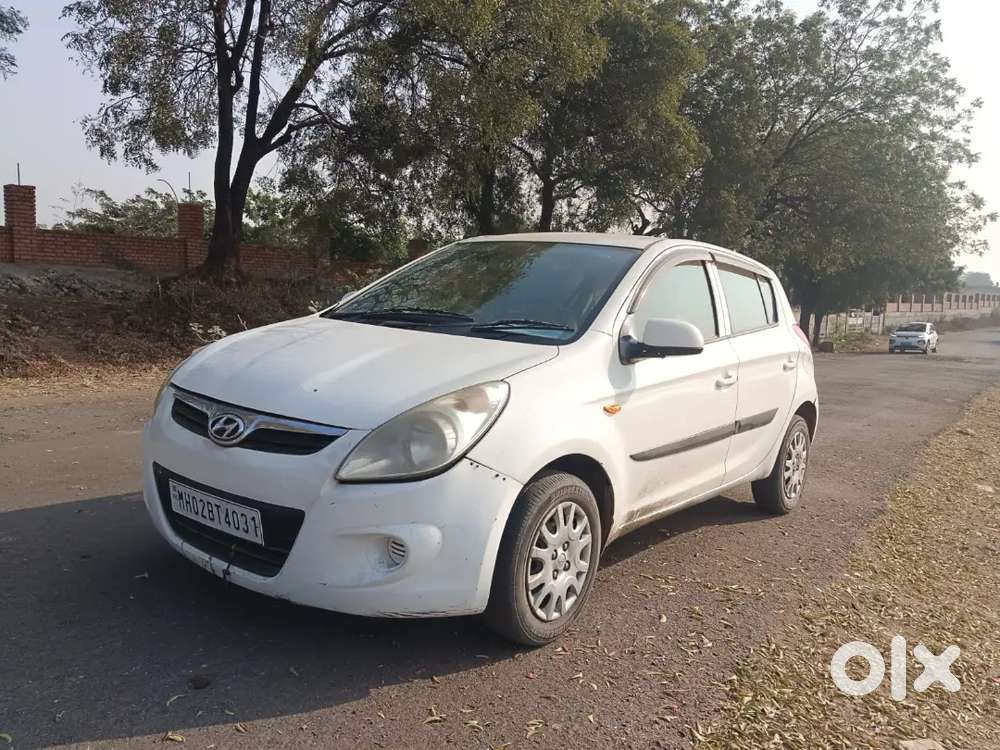 Hyundai I20 Magna
Pure Petrol 
Model 2010
Original Colour 
4th E