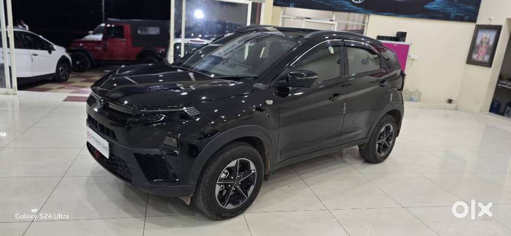 Tata Nexon 1.5 Revotorq Xza Plus (l) Dark Edition, 2026, Petrol