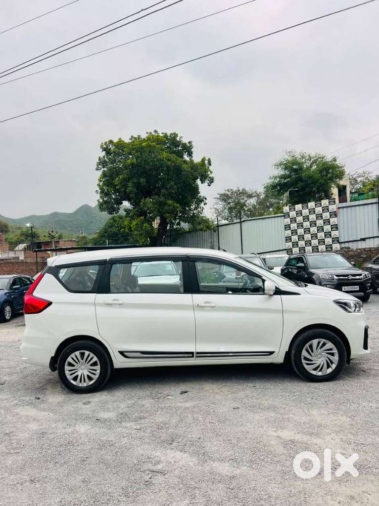 Maruti Suzuki Ertiga 1.5 Vxi, 2025, Cng & Hybrids