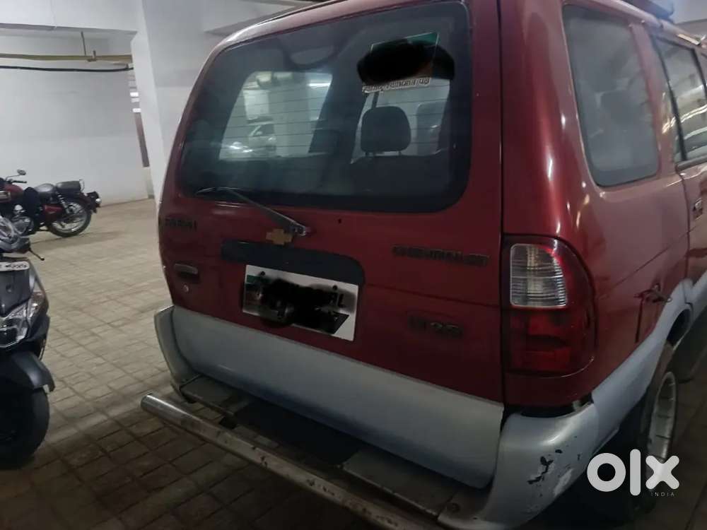 Chevrolet Tavera 2005 Diesel 120000 Km Driven
