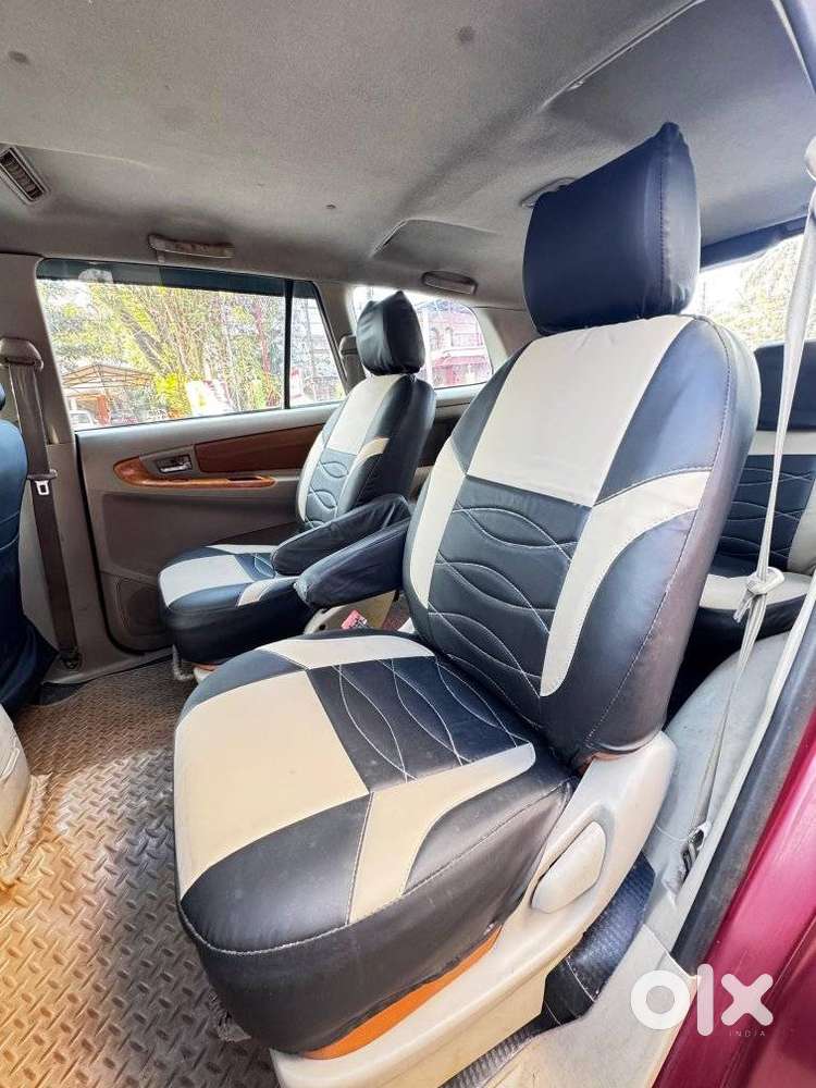 Toyota Innova 2.5 V 7 Str, 2010, Diesel