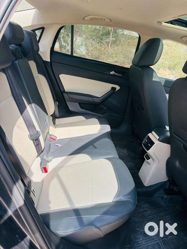 Skoda Slavia Style 1.0l Tsi At, 2022, Petrol