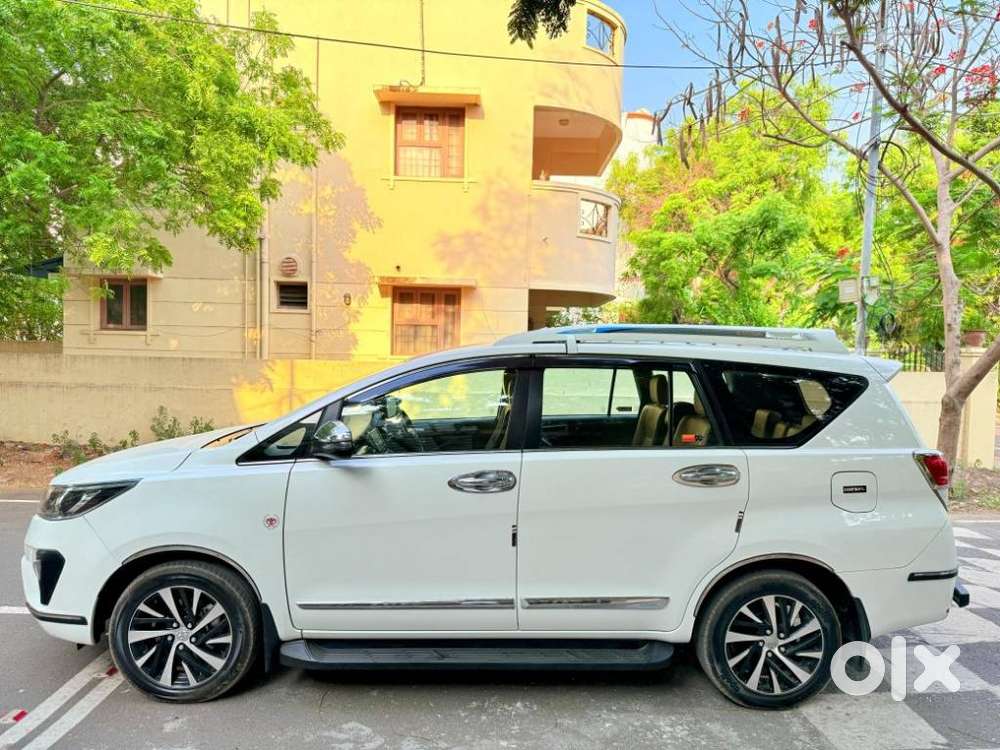 Toyota Innova Crysta Zx 2.4 Diesel 7 Seater, 2022, Diesel