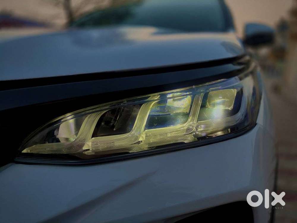 Toyota Fortuner Legender 4x2 At 2.8, 2024