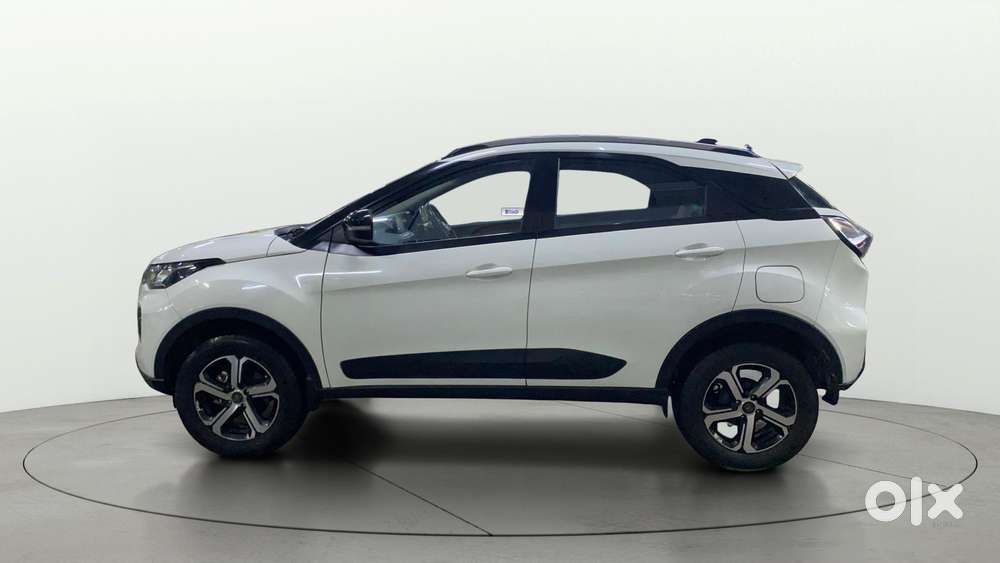 Tata Nexon 1.2 Revotron Xz Plus Premium, 2022, Petrol