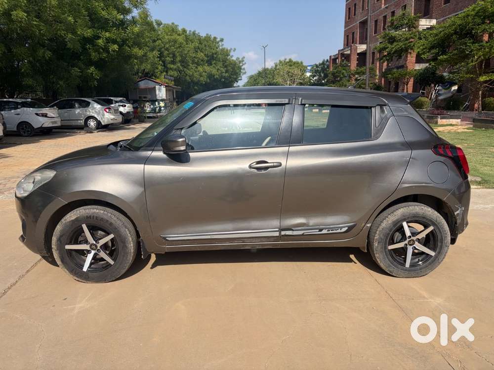 Extra Item -alloy Wheel , Music System, And Backside Camera