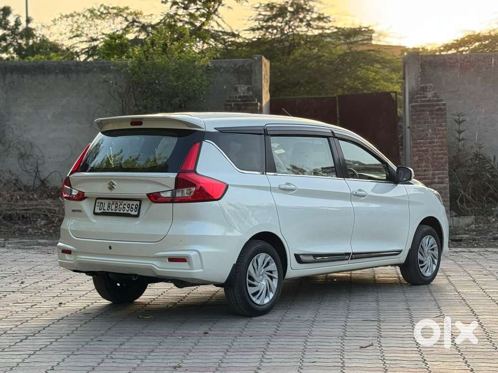 Maruti Suzuki Ertiga 2022-2023 Vxi Cng, 2024, Cng & Hybrids