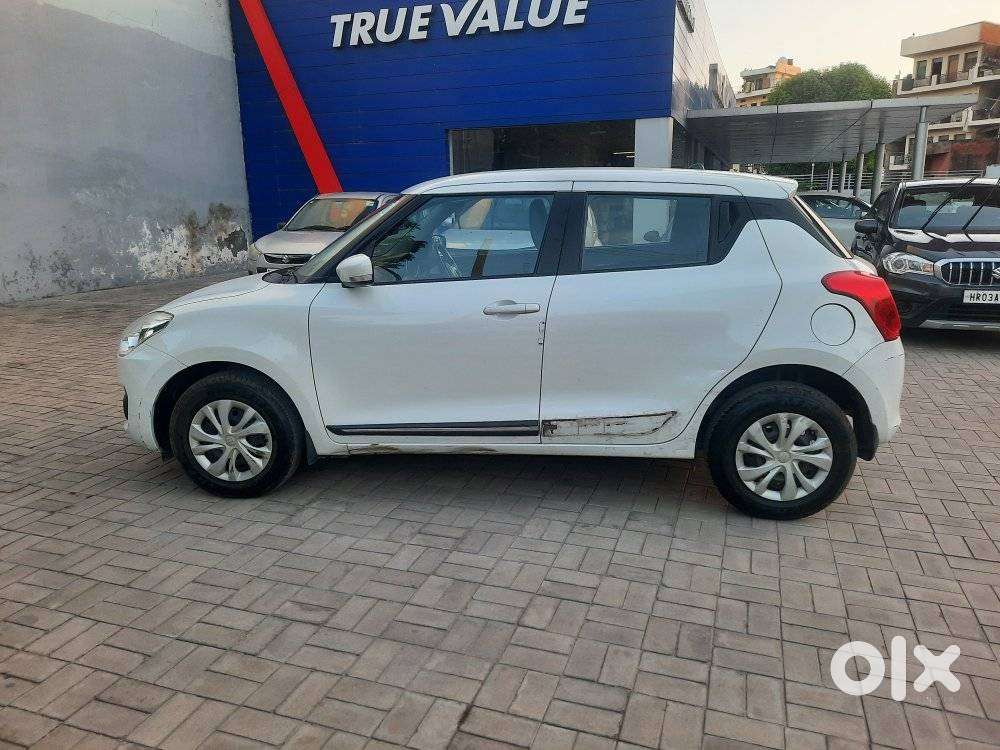 Maruti Suzuki Swift Vxi + Manual, 2019, Petrol
