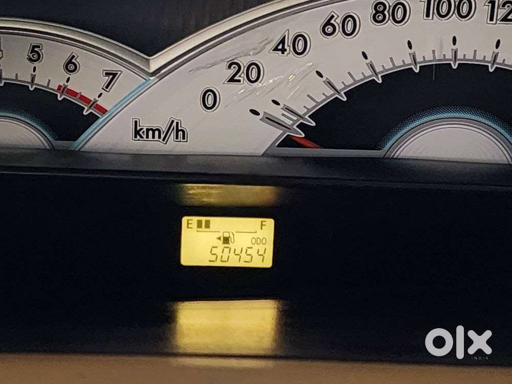 Toyota Etios 2010-2012 G, 2011, Petrol