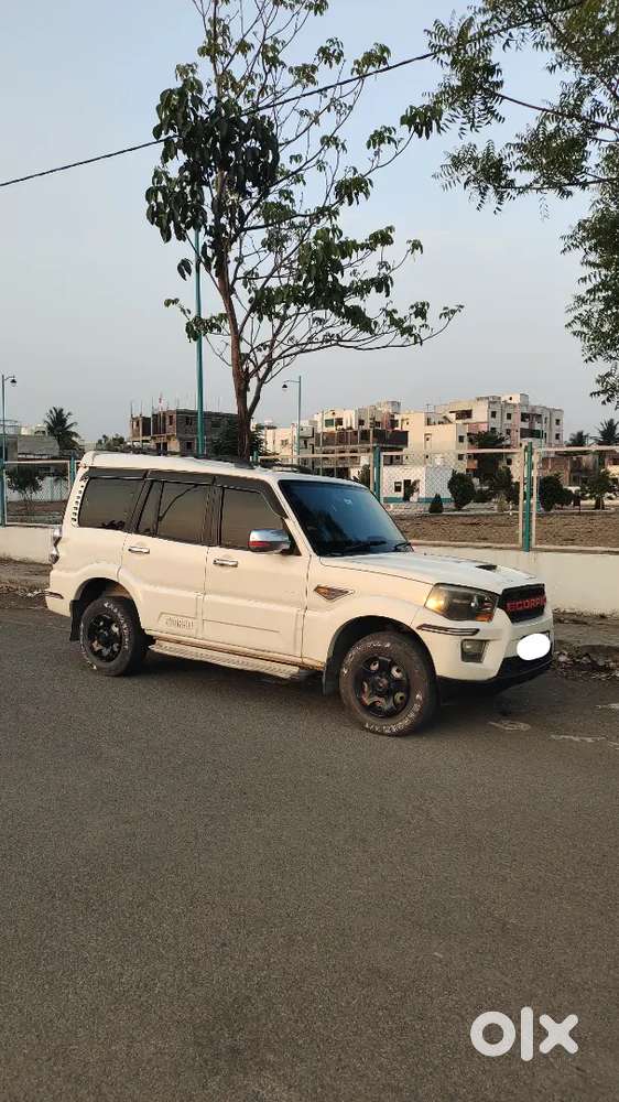 Mahindra Scorpio S2