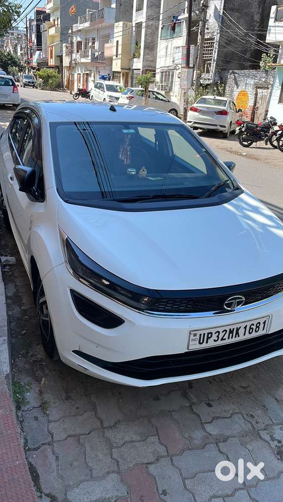 Tata Altroz Petrol 2021
