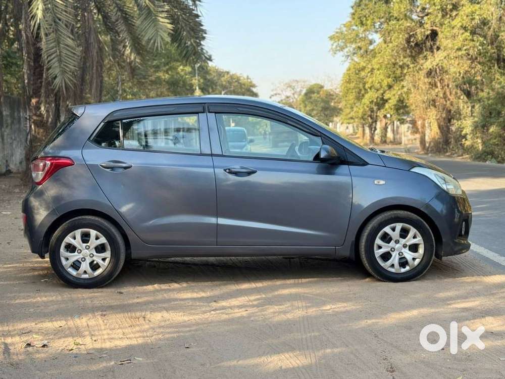 Hyundai I10 Magna Automatic, 2016, Petrol