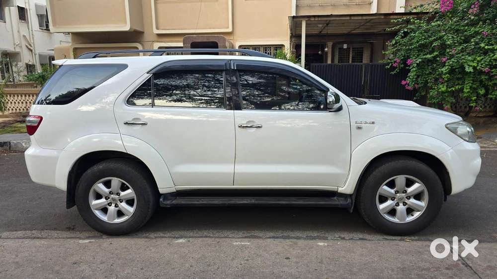 Toyota Fortuner 3.0 4x4 Manual, 2011, Diesel
