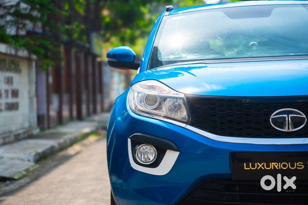 Tata Nexon 1.2 Revotron Xz Plus Dual Tone, 2018, Petrol
