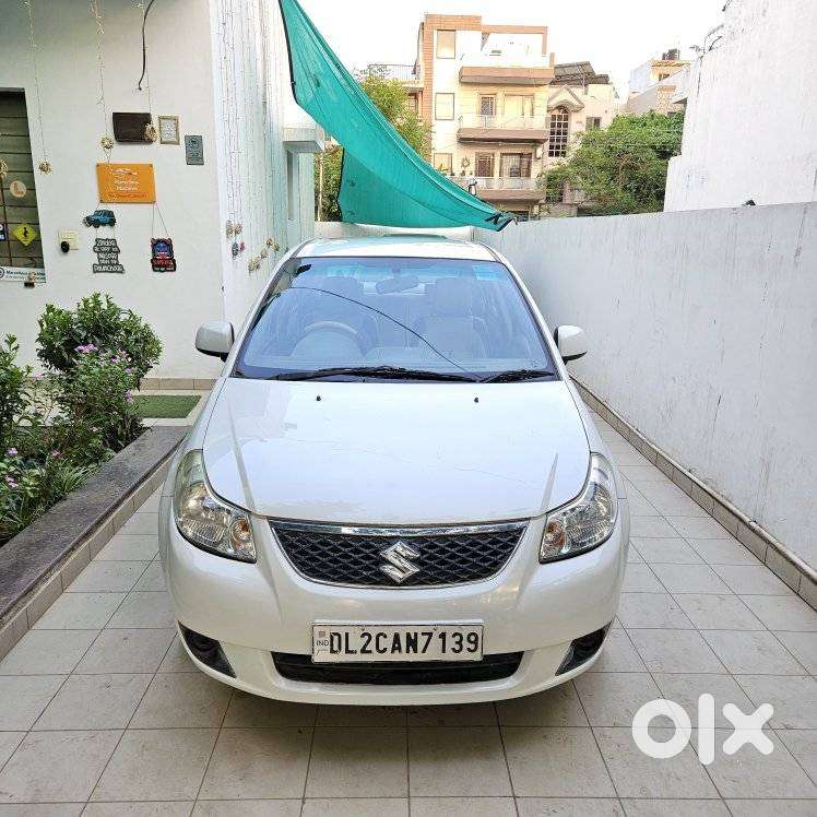 Maruti Suzuki Sx4 Vxi Bsiv, 2011, Petrol