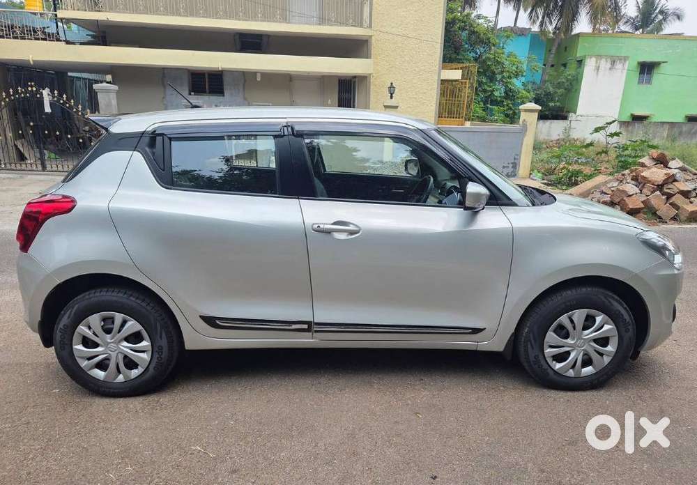 Maruti Suzuki Swift Vxi Optional, 2023, Petrol