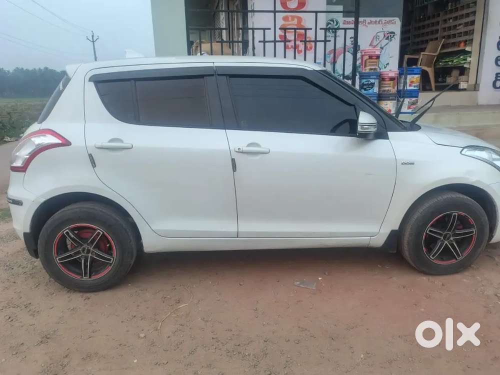 Maruti Suzuki Swift 2015 Diesel 118000 Km Driven